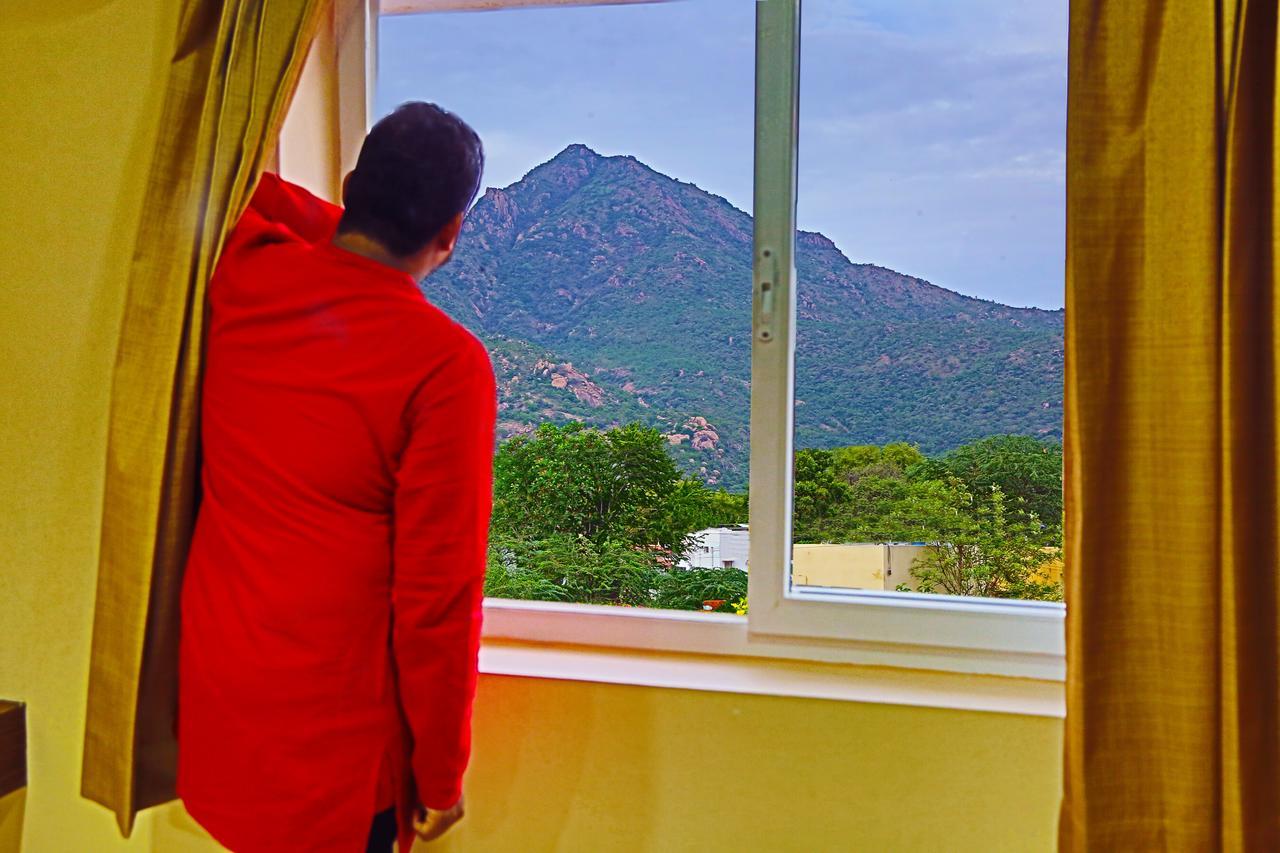 Athena Hotel Tiruvannāmalai Buitenkant foto