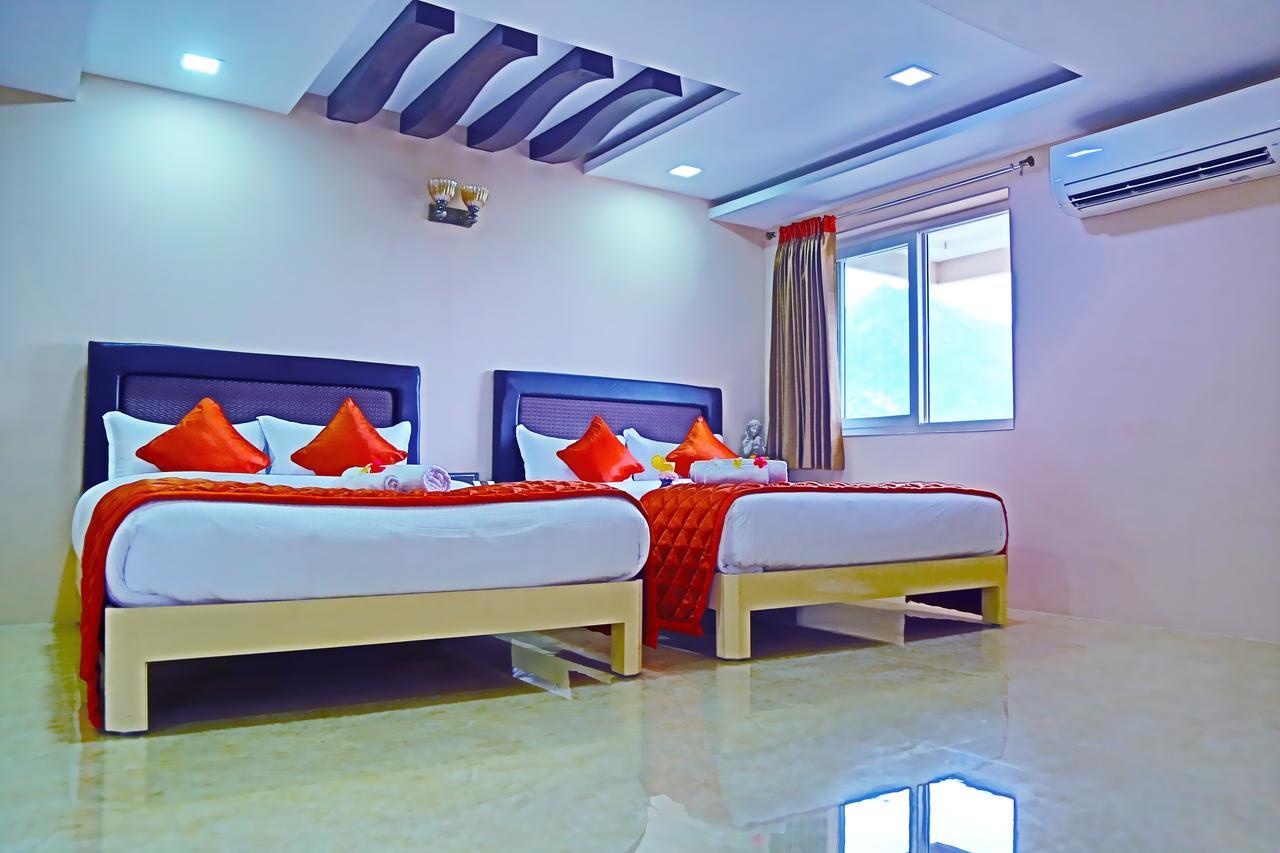 Athena Hotel Tiruvannāmalai Buitenkant foto